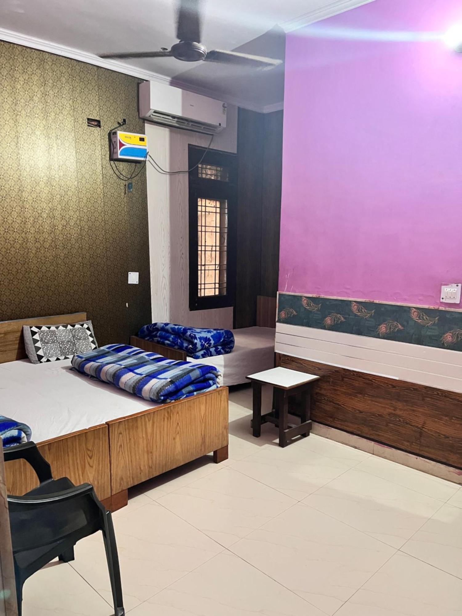 Hotel Pushpanjali Haldwāni المظهر الخارجي الصورة
